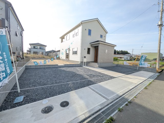 小美玉市上玉里　第2　新築戸建て　1号棟の前面道路含む現地写真|現地案内会開催中です！ 平日のご見学も可能です。 お気軽にお問い合わせください♪ 【リアライズ不動産】 0297-86-8370まで♪