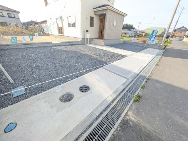 小美玉市上玉里　第2　新築戸建て　1号棟の駐車場|駐車は4台可能です♪