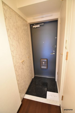 セントロイヤルクラブ新大阪　仲介手数料無料の玄関