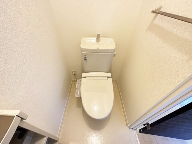 シャーメゾン チェリーのトイレ