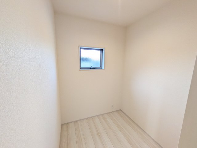 石岡市府中　第1　新築戸建て　2号棟の収納