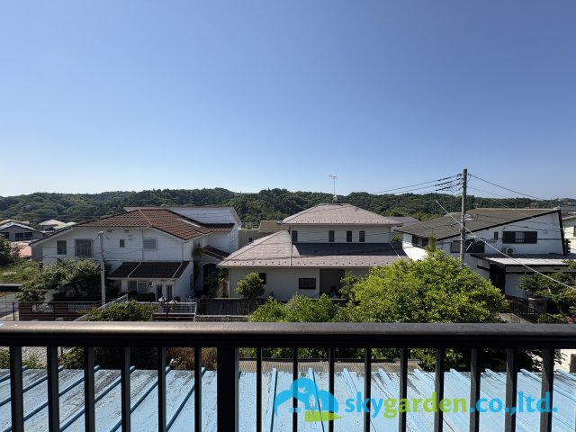 鎌倉市梶原三丁目　土地の展望|既存建物バルコニーからの眺め
南側180度パノラマ・広い空が爽快です
