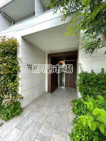 レガリス門前仲町パークサイドのエントランス