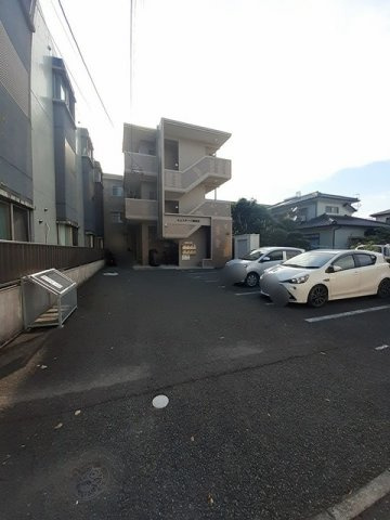エムステージ藤崎宮の駐車場|カースペースがあります