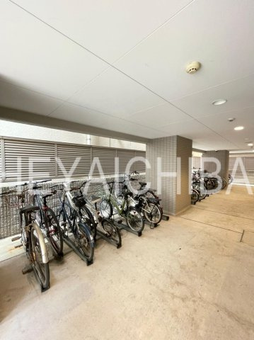日神デュオステージ新御徒町のその他共用部分|駐輪場