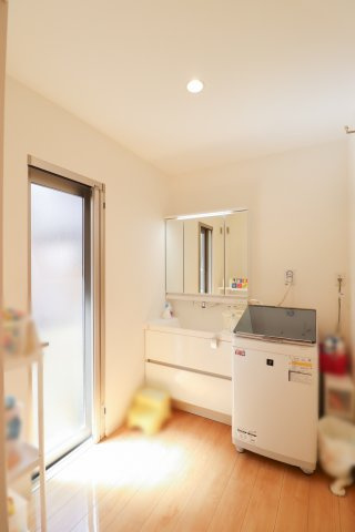 醍醐御霊ケ下町の独立洗面台
