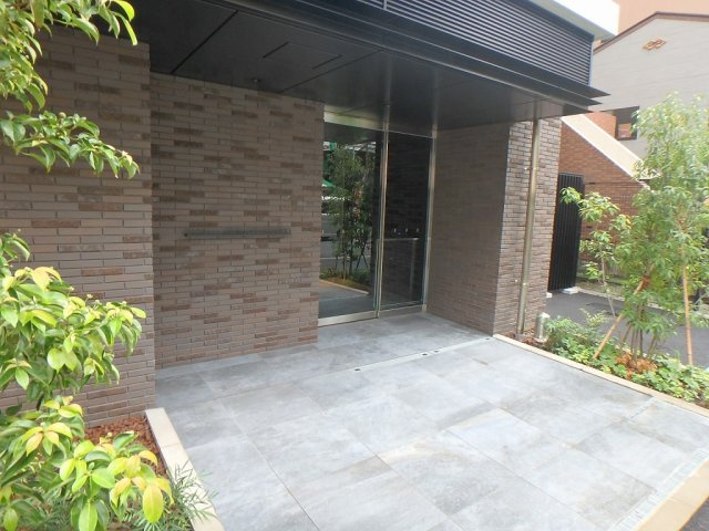 アーバネックス文京本郷のエントランス