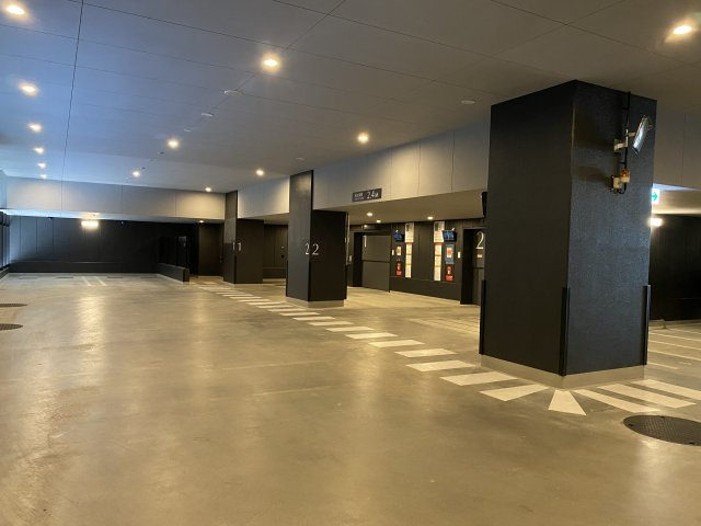 シティタワー大阪本町の駐車場