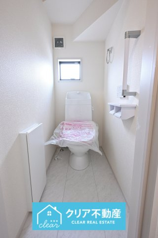 【トイレ】 | 第１伊勢崎国定　リーブルガーデン | シャワー＆暖房便座付きのトイレです！