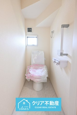 【トイレ】 | 第１伊勢崎国定　リーブルガーデン | シャワー＆暖房便座付きのトイレです！