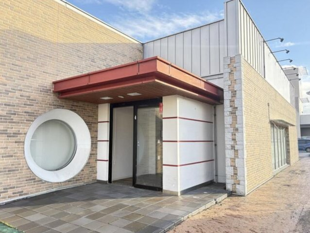 大津市萱野浦の店舗一部