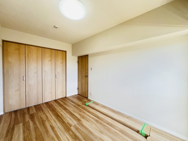 ライオンズマンション志真志の洋室|使い勝手のいい洋室です