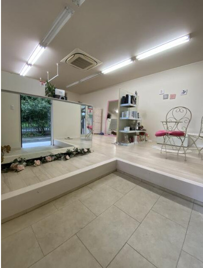 大津市衣川２丁目の店舗事務所のロビー