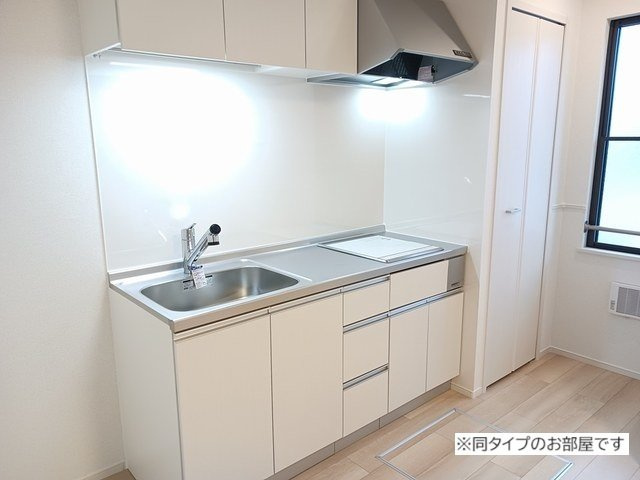 プリマ　オランジェのキッチン