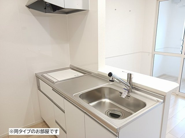 プリマ　オランジェのキッチン