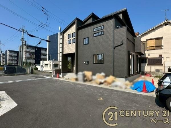 大和高田市曽大根２丁目 ／新築一戸建の前面道路含む現地写真