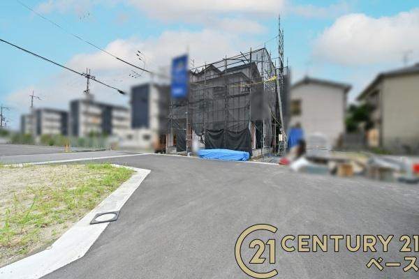 大和高田市曽大根２丁目 ／新築一戸建の前面道路含む現地写真