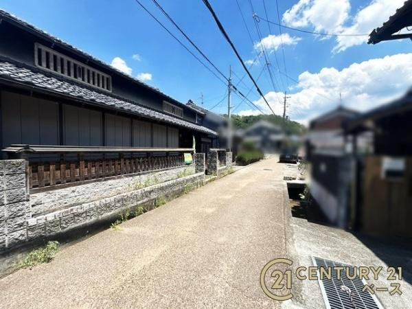 桜井市金屋　建築条件なし土地の前面道路含む現地写真|■現地撮影写真■ 前面道路は４ｍ以上！