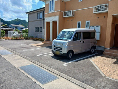 【駐車場】 | ベル　ファミーユⅠ　１番館