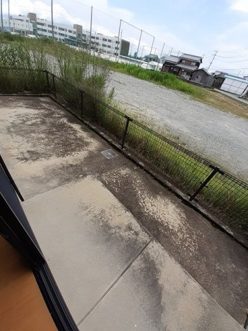 サニ－カ－サの庭