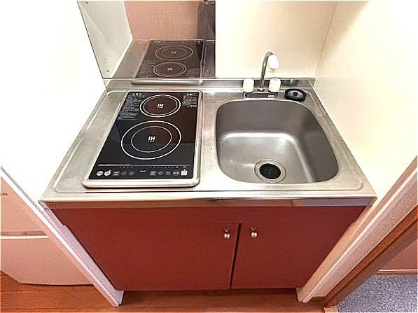 レオパレス踏入のキッチン|2口の電気コンロまたはIHコンロとなります