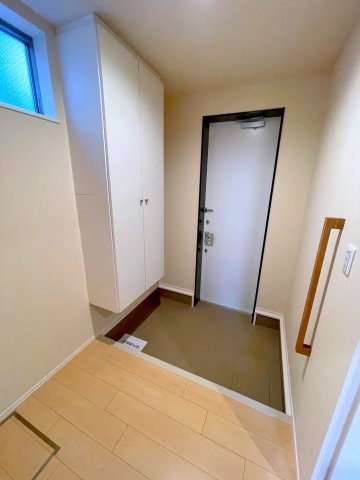 サンフラワーの玄関|ゆとりある広さの玄関
