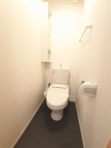 フォルムＭモデナ　Ⅲのトイレ|清潔感のあるトイレです