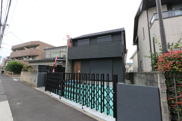 東大和市南街の外観|耐震等級3、断熱等性能等級5、省エネ性能等級6取得♪