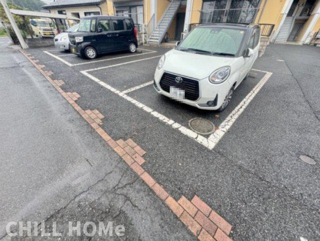 三宮ヒルズ　Bの駐車場|他社様掲載物件もまとめてご紹介、ご案内可能です(^^)/