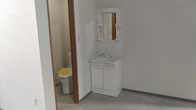 大阪市西成区南津守7丁目貸倉庫88万円の洗面所
