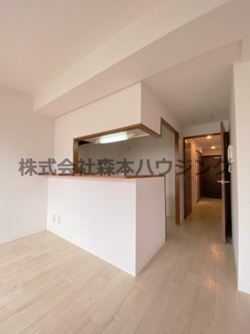 【内装】 | 　ベルデュール四條畷 | 使いやすいカウンターキッチンです