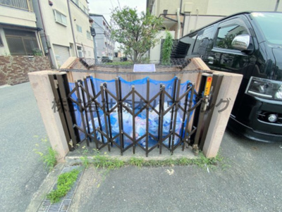 【その他共用部分】 | 　ベルデュール四條畷 | 専用ごみ置き場です