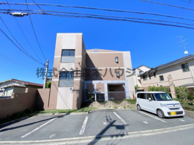【外観】 | 　ベルデュール四條畷 | 外はこのようになっています