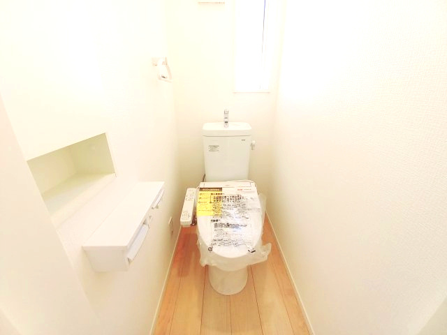 那珂市中台第２のトイレ|同施工物件のトイレです、コンパクトで使いやすいトイレです