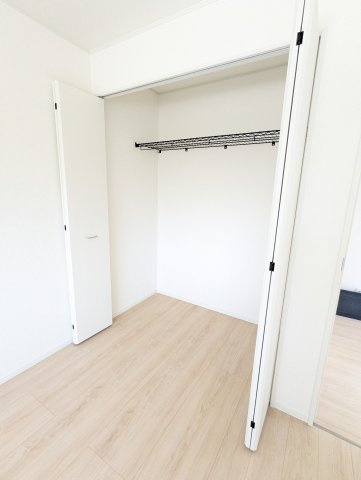那珂市中台第２の収納|しっかりとした収納があり、すっきりお部屋をお使いいただけます。