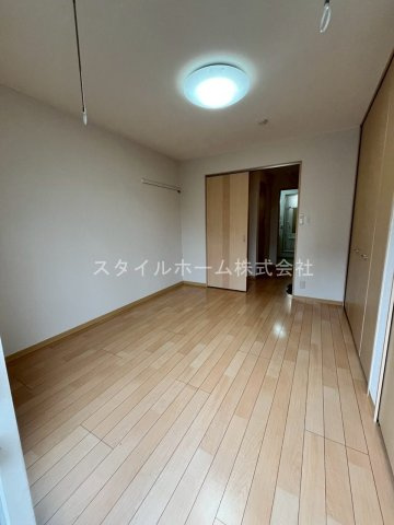 グランシード三ノ輪Cの居間・リビング