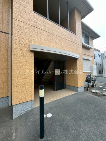 グランシード三ノ輪Cの駐車場