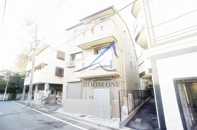 Ｒｉｖｉｅｒｅ　リヴェール