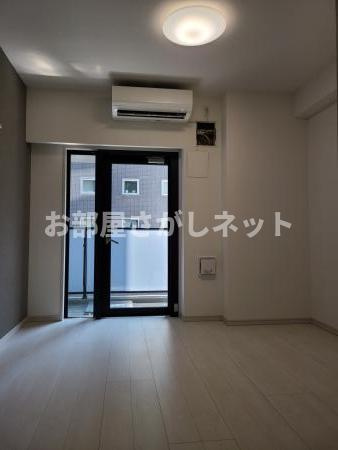 KDXレジデンス池袋ウエスト【おとり物件なし】#学生・社会人にオススメ！初期費用分割払いOK！の居間・リビング