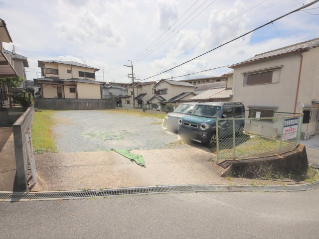 シティパレス21生駒俵口町パート1の駐車場