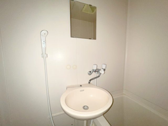 シティパレス21生駒俵口町パート1の洗面所