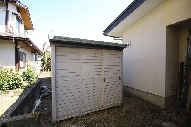 高畠町高畠　二階建て中古住宅　のその他|物置