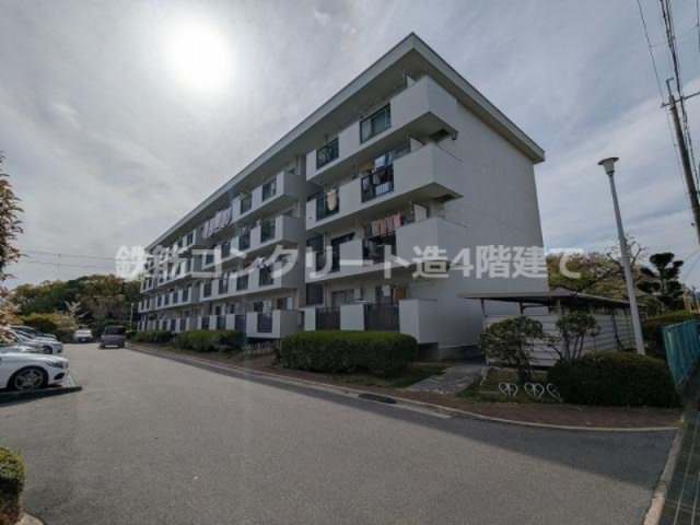 枚方東山住宅5棟の構造・工法・仕様|鉄筋コンクリート造4階建て
■物件内覧・資金計画相談・住宅ローン相談、リフォーム相談、お問合せ受付中■
※当日・翌日のご内覧、ご相談はお電話でのお問合せがスムーズです！