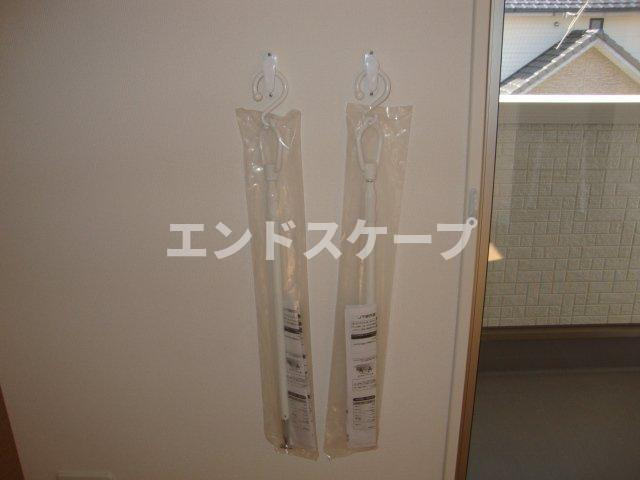 サニーヴィラの設備|室内物干
高崎、前橋のお部屋探しはエンドスケープまで！お客様の理想お聞かせ下さい♪