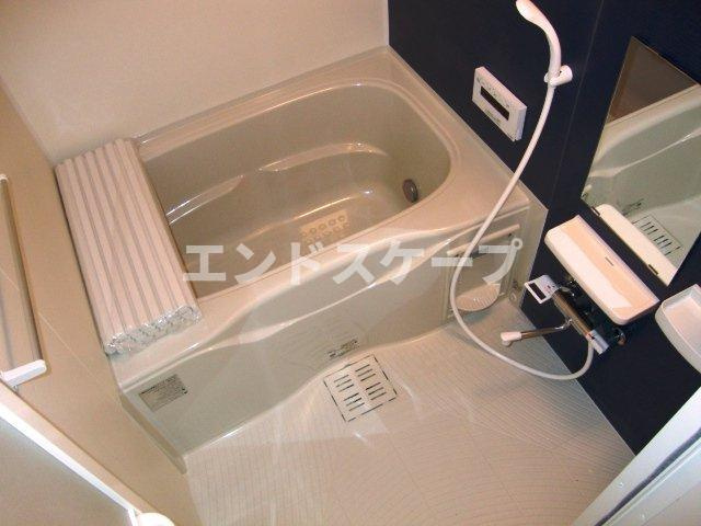 サニーヴィラの浴室|ユニットバス
高崎、前橋のお部屋探しはエンドスケープまで！お客様の理想お聞かせ下さい♪