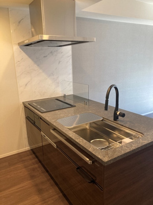 【キッチン】 | グランドゥールプレミアム代々木大山 | ※写真は同タイプ住戸です。