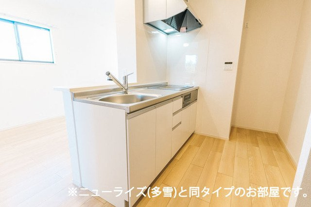 ラ・ミラクのキッチン|コンパクトなキッチンで掃除もラクラク