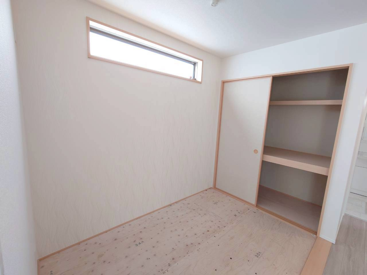 ＋＋うるま市江洲－A号棟（全１０棟）の和室|きれいな和室です