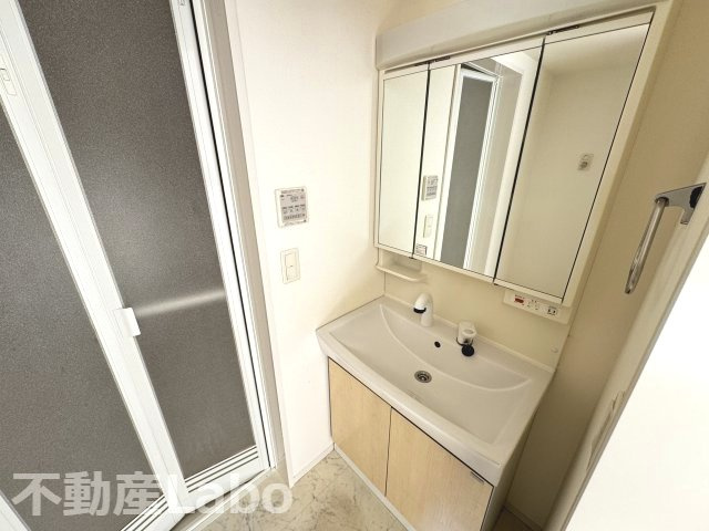 イマジン春日の洗面所