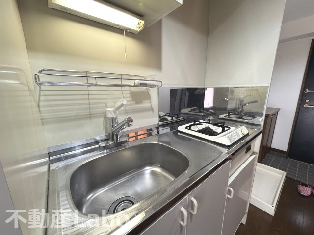 徳島市福島２丁目の賃貸マンションのキッチン